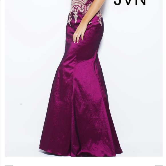 BRAND NEW JOVANI PROM DRESS - Picture 2 of 4